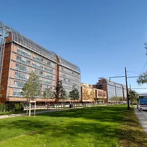 Montempo Cite Internationale Otel